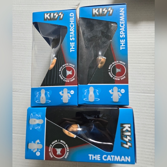 Jabberwocky Toys KISS Blow Up Figures (The Starchild, Spaceman & Catman) - Picture 5 of 10